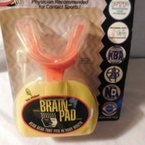 Brain Pad Protective Mouth Guard - Picture 2 of 5